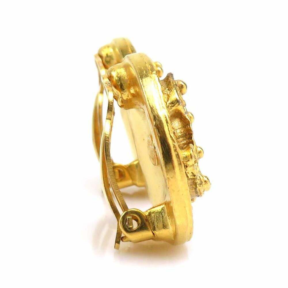 CHANEL Vintage Gold Earrings - Picture 2 of 12